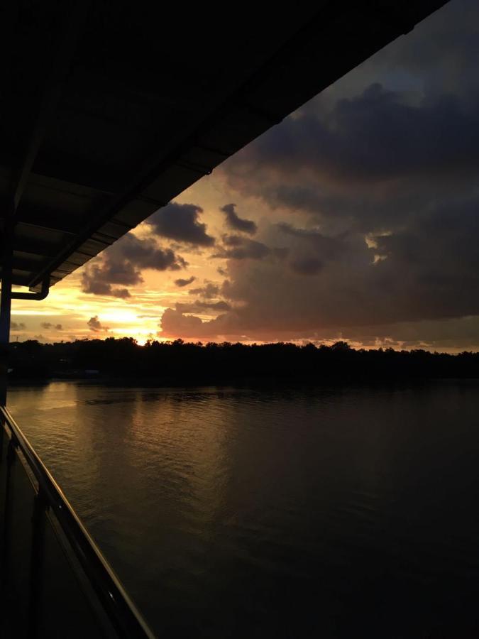 Hotel Le-Shore กัวลาเซอลาโงร์ ภายนอก รูปภาพ